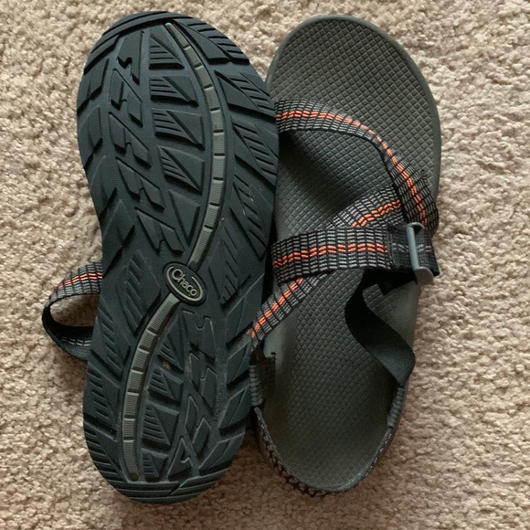 Men’s Chacos - Picture 2 of 4